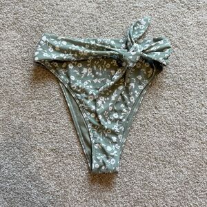 Abercrombie & Fitch Green & White Floral Cheeky Bikini Swim Bottom XS
